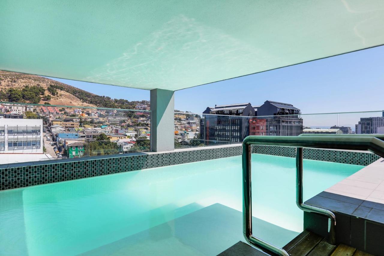 Backup-Powered Classic Luxury Apartment Cape Town Exterior photo