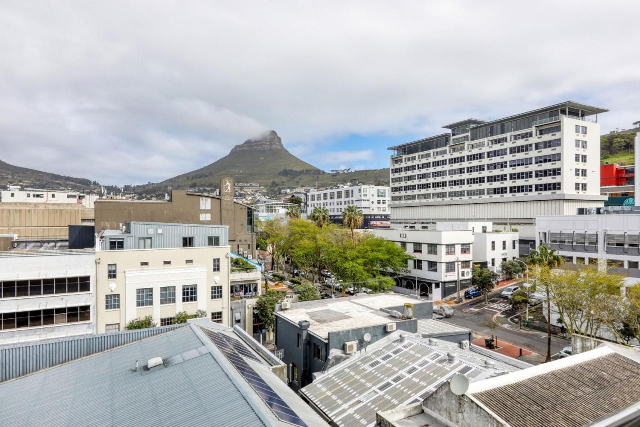 Backup-Powered Classic Luxury Apartment Cape Town Exterior photo